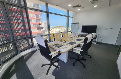مساحات مكتبية - استوديو - 6 حمامات للايجار في برج مارينا 02 - منطقة المارينا - الوسيل