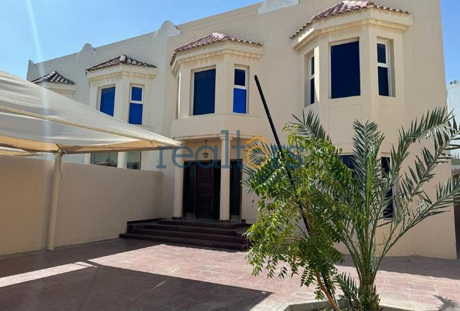 955056 - Property Image 3