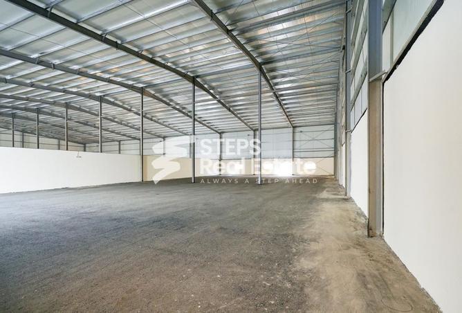 951098 - Property Main Image