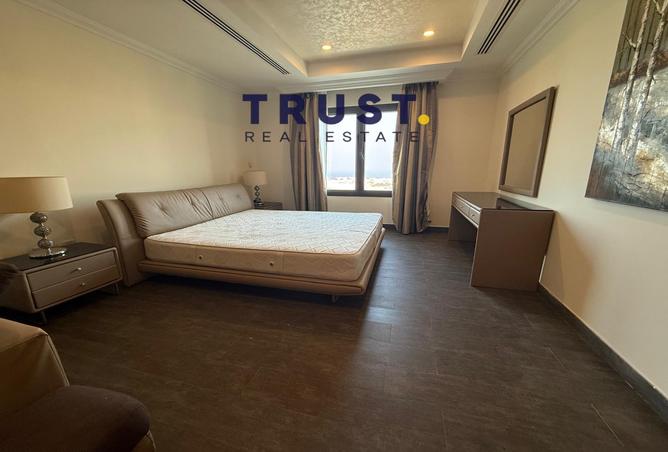 962903 - Property Image 2