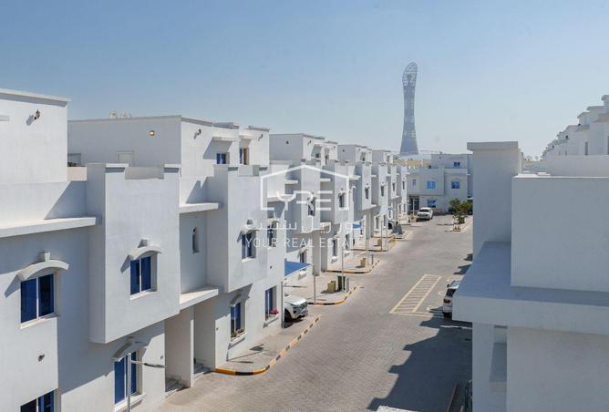 940544 - Property Image 2