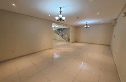 Apartment - 5 Bedrooms - 5 Bathrooms for rent in Wadi Al Markh - Muraikh - AlMuraikh - Doha