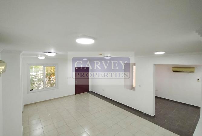 929401 - Property Image 2