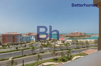 Apartment - 2 Bedrooms - 3 Bathrooms for rent in West Porto Drive - Porto Arabia - The Pearl Island - Doha
