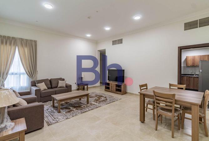 975619 - Property Image 2