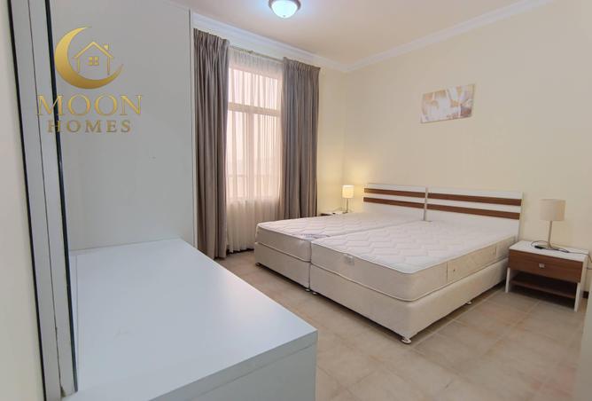 987676 - Property Main Image