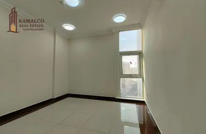 Apartment - 2 Bedrooms - 2 Bathrooms for rent in Al Mansoura - Al Mansoura - Doha