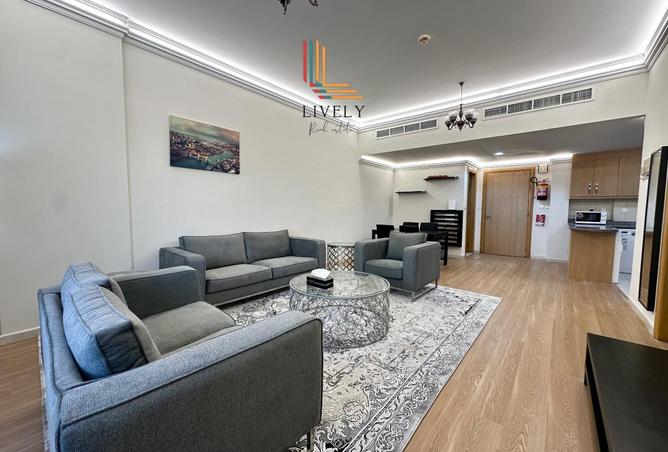 965444 - Property Image 2