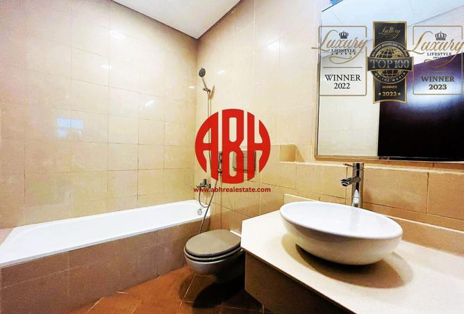 1002123 - Property Image 3