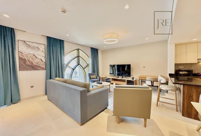 951408 - Property Image 3