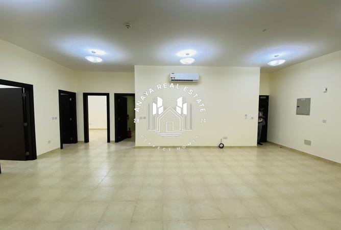 976372 - Property Image 3