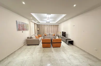 Apartment - 2 Bedrooms - 2 Bathrooms for rent in Abdullah Bin Masoud Street - Fereej Bin Mahmoud - Doha