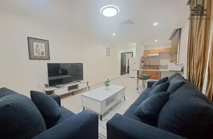 Apartment - 1 Bedroom - 1 Bathroom for rent in Al Meera Tower - Old Salata - Salata - Doha