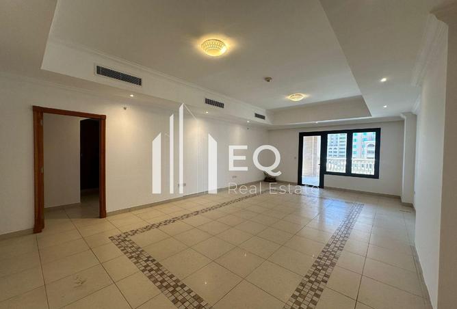 932731 - Property Image 3