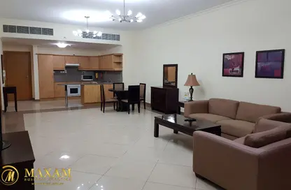 Apartment - 1 Bedroom - 2 Bathrooms for rent in Musheireb - Musheireb - Doha