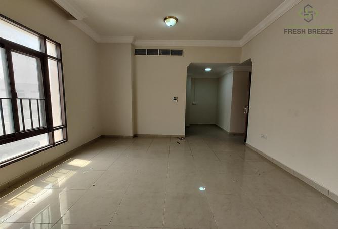 902876 - Property Image 3