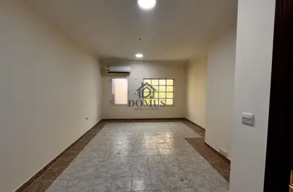 Apartment - 3 Bedrooms - 2 Bathrooms for rent in Anas Street - Fereej Bin Mahmoud North - Fereej Bin Mahmoud - Doha