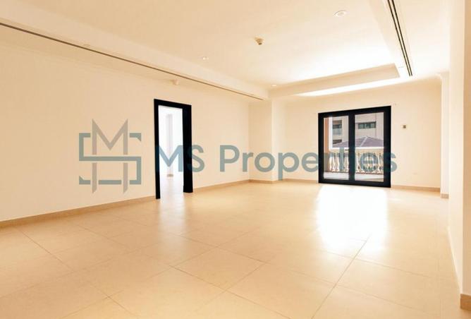 974100 - Property Image 2