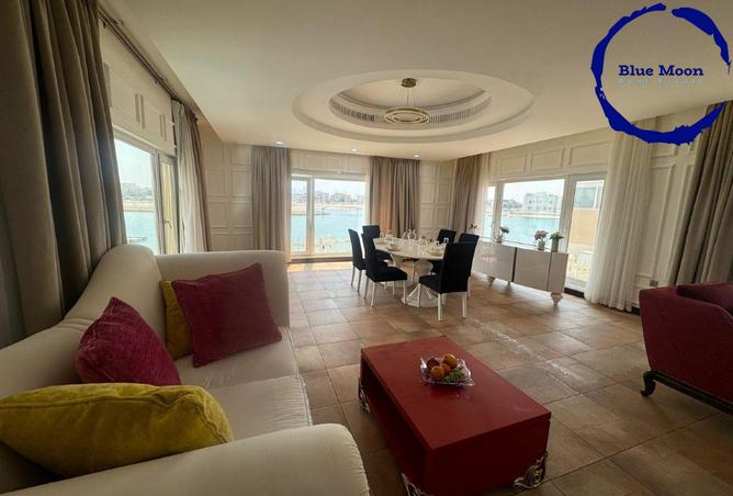 949281 - Property Image 2
