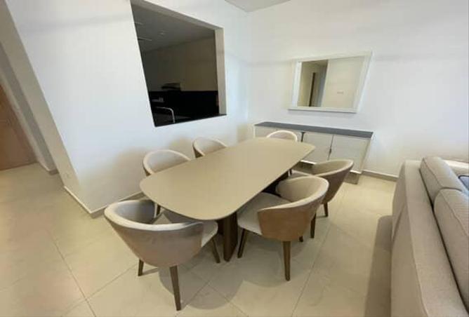 967393 - Property Image 3