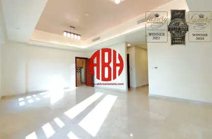 Apartment - 2 Bedrooms - 3 Bathrooms for rent in Naples - Fox Hills - Fox Hills - Lusail