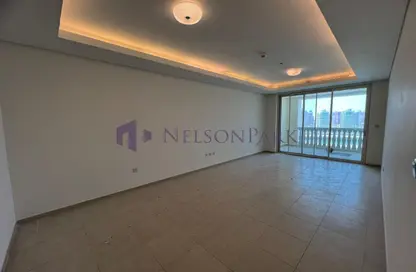 Apartment - 2 Bedrooms - 4 Bathrooms for rent in Viva Central - Viva Bahriyah - The Pearl Island - Doha