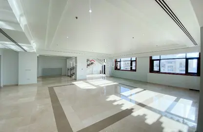 Penthouse - 4 Bedrooms - 7+ Bathrooms for rent in West Porto Drive - Porto Arabia - The Pearl Island - Doha