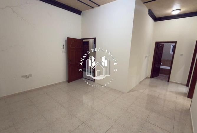 952421 - Property Image 3