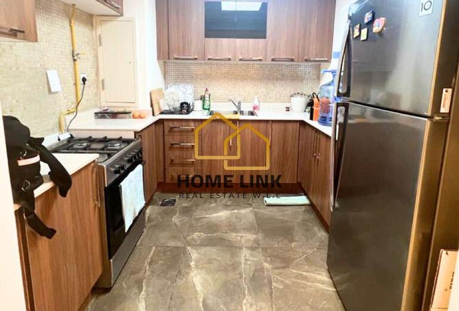 906228 - Property Image 3