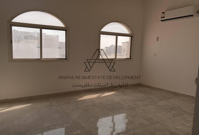 942604 - Property Main Image