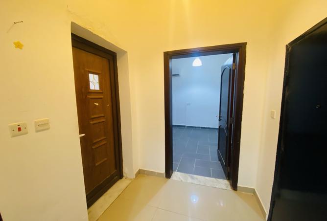 998103 - Property Image 3