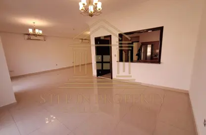 فيلا - 4 غرف نوم - 5 حمامات للايجار في شارع الوعب - الوعب - الدوحة