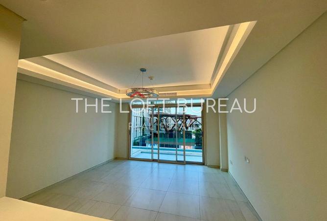 957804 - Property Image 2