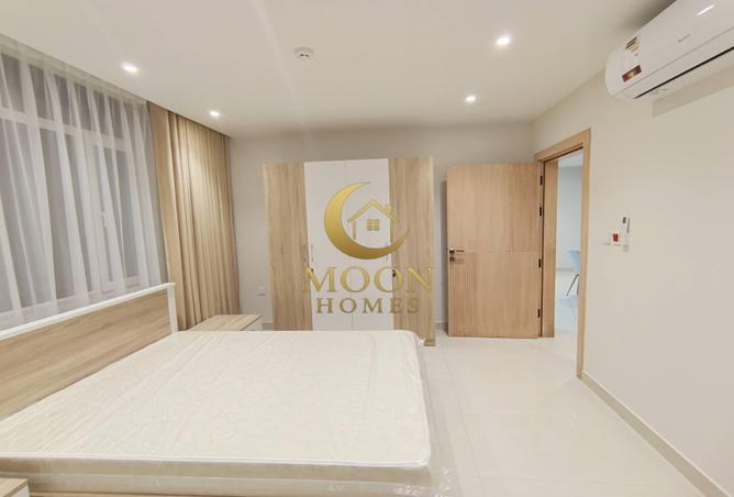 971611 - Property Image 2