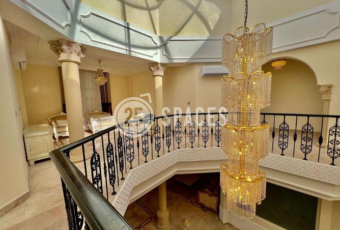 972353 - Property Image 2