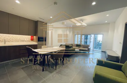 Apartment - 1 Bedroom - 2 Bathrooms for rent in Ramada Commercial Building - Al Rawabi Street - Al Muntazah - Doha