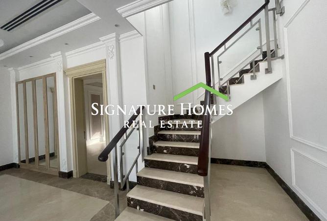 925807 - Property Image 2