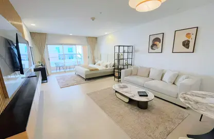 Apartment - Studio - 1 Bathroom for rent in Viva West - Viva Bahriyah - The Pearl Island - Doha