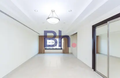 شقة - 2 غرف نوم - 3 حمامات للايجار في طريق بورتو الغربي - بورتو أرابيا - جزيرة اللؤلؤة - الدوحة