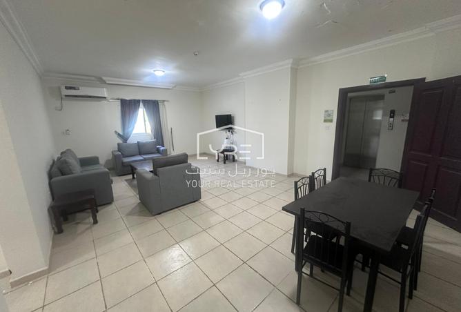 964258 - Property Image 2