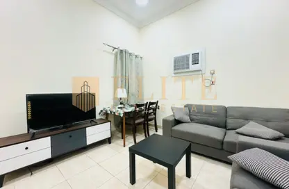 Apartment - 2 Bedrooms - 2 Bathrooms for rent in Al Najda Street - Madinat Khalifa North - Madinat Khalifa - Doha