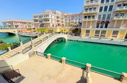 Townhouse - 3 Bedrooms - 4 Bathrooms for rent in Murano - Qanat Quartier - The Pearl Island - Doha