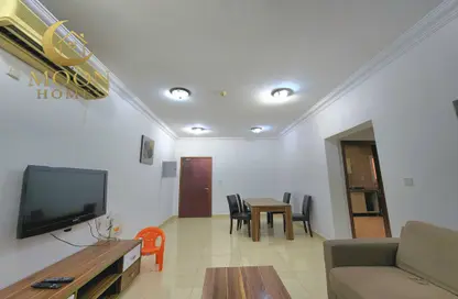 Apartment - 1 Bedroom - 1 Bathroom for rent in Umm Ghwailina Comm - Umm Ghuwalina - Umm Ghuwailina - Doha