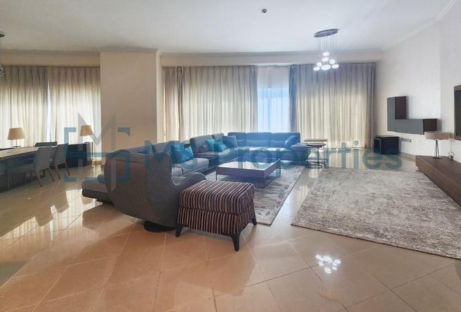 990091 - Property Image 2