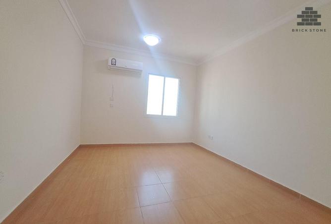 981073 - Property Image 3