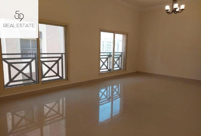 991380 - Property Image 3