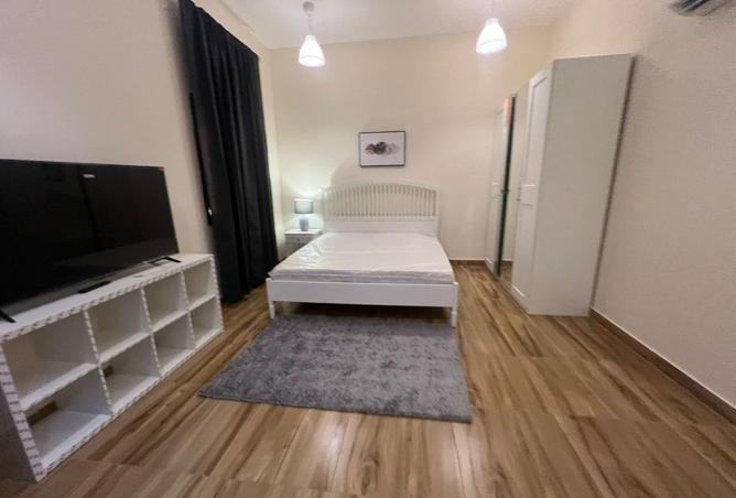 954253 - Property Image 3