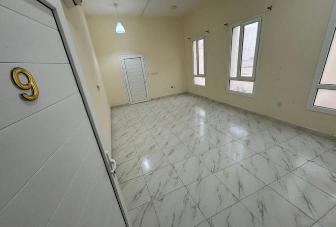 962110 - Property Image 3