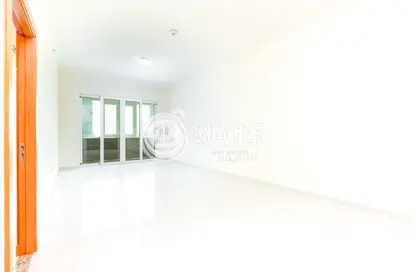 Apartment - 2 Bedrooms - 3 Bathrooms for sale in Viva East - Viva Bahriyah - The Pearl Island - Doha