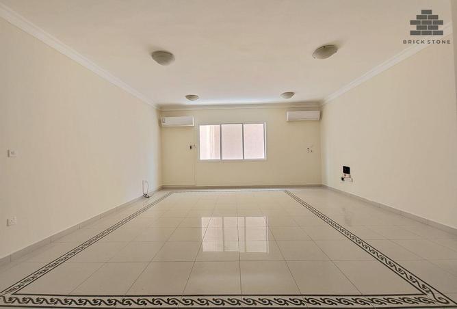 978216 - Property Main Image